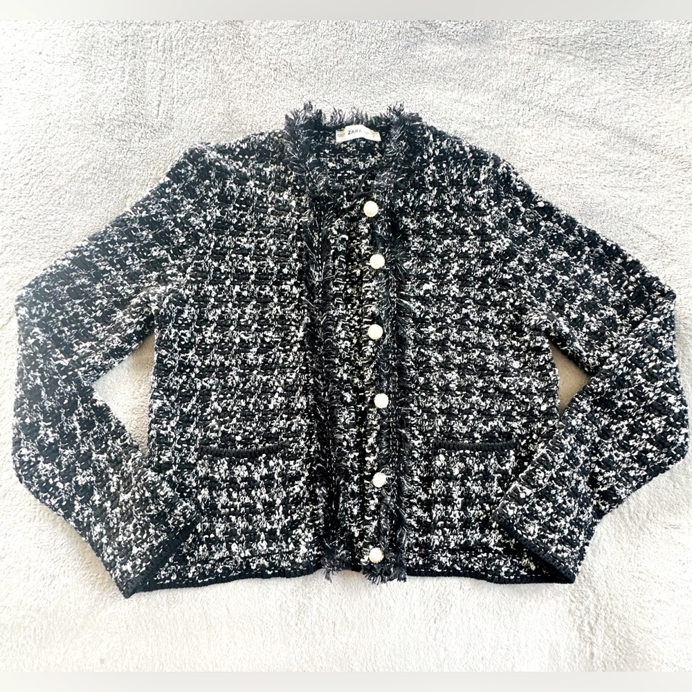 Zara Womens Black White Textured Knit Pearl Button Sweater Cardigan Size M